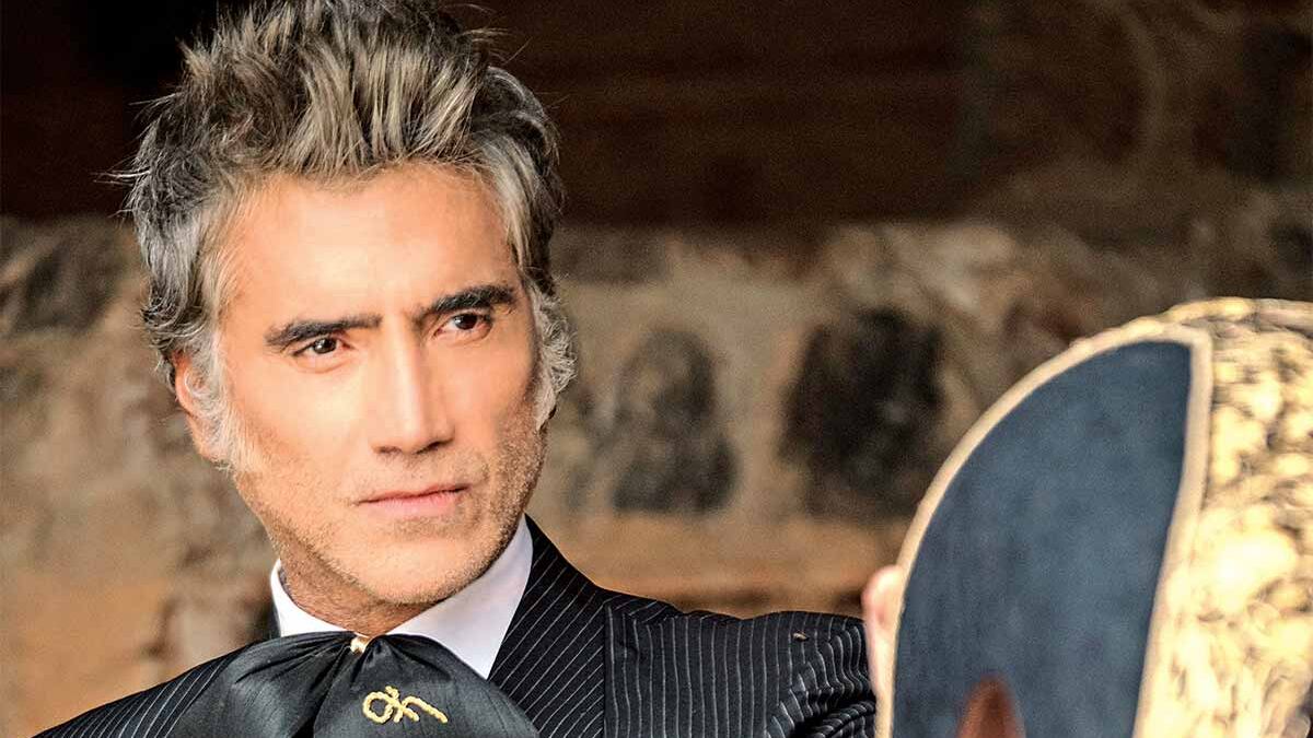¿Qué le pasó? Alejandro Fernández aparece y desata críticas por su apariencia