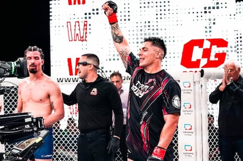 ¡Nocaut brutal en 33 segundos! Jawy Méndez pulveriza a “El Sicario” y manda mensaje contundente desde California