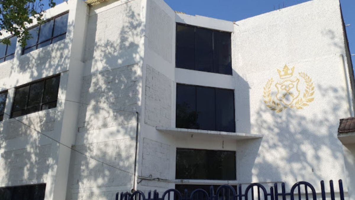 Sujeto armado asesina a profesor en el Instituto Gnóstico de México de Ixtapaluca.