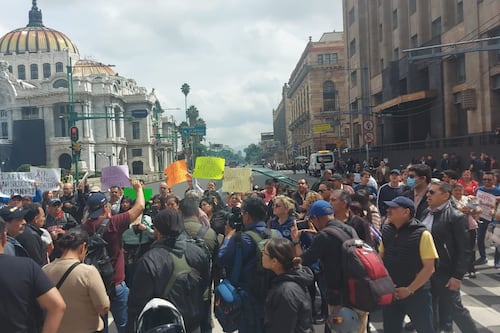 ¡Caos en CDMX! La CNTE y estudiantes de Ayotzinapa bloquean avenidas clave