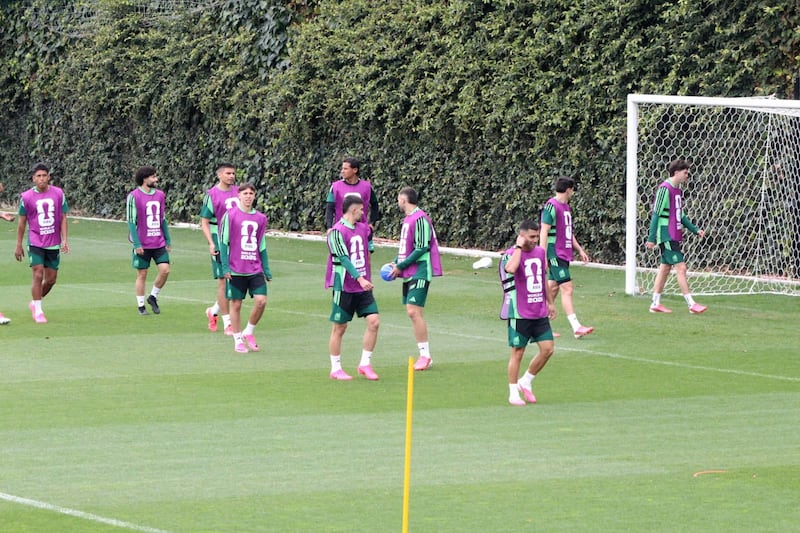 México tuvo su último entrenamiento en el CAR antes del Mundial 2026.