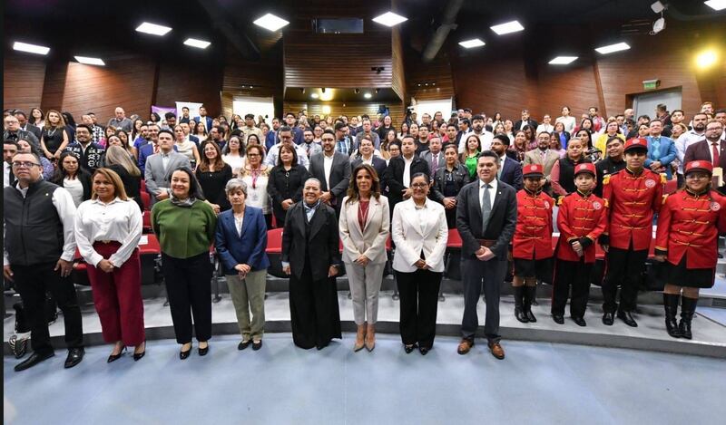 Lotenal 10 del SNDIF