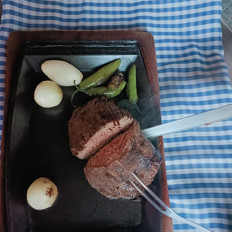 Restaurante Quebracho, Parrilla Argentina