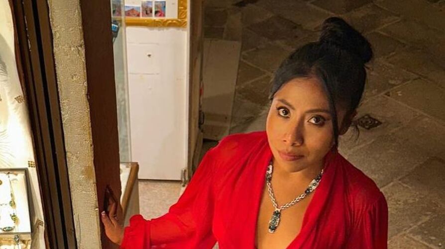 Yalitza Aparicio colabora con Victoria’s Secret