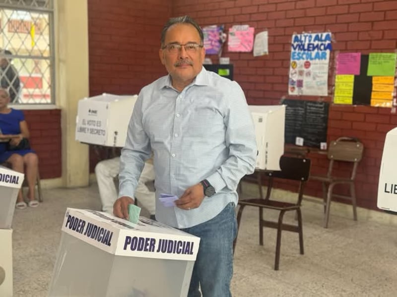 Andrés Mijes, alcalde de Escobedo