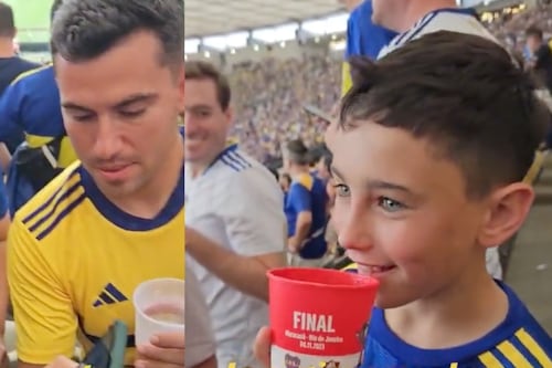 Aficionados de Boca regalan consola a niño que se hizo viral en la Libertadores