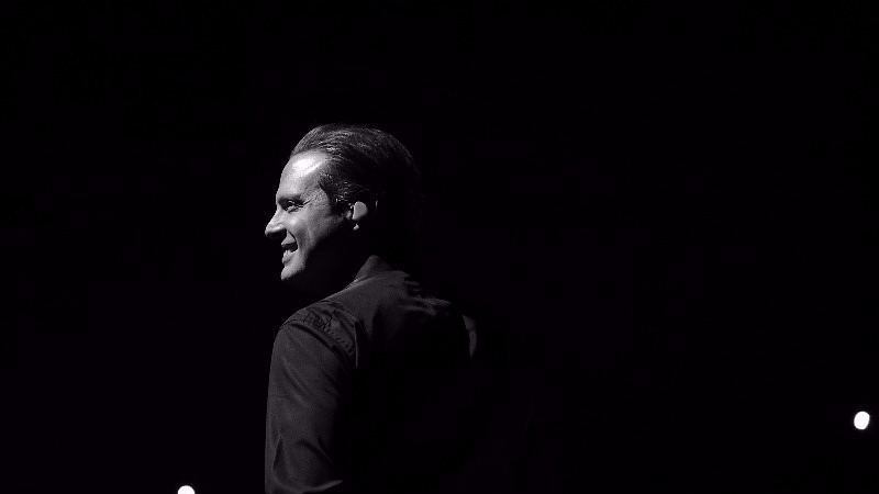 El empresario reveló algunos de los detalles sobre el plan de recuperación financiero que hicieron para Luis Miguel.