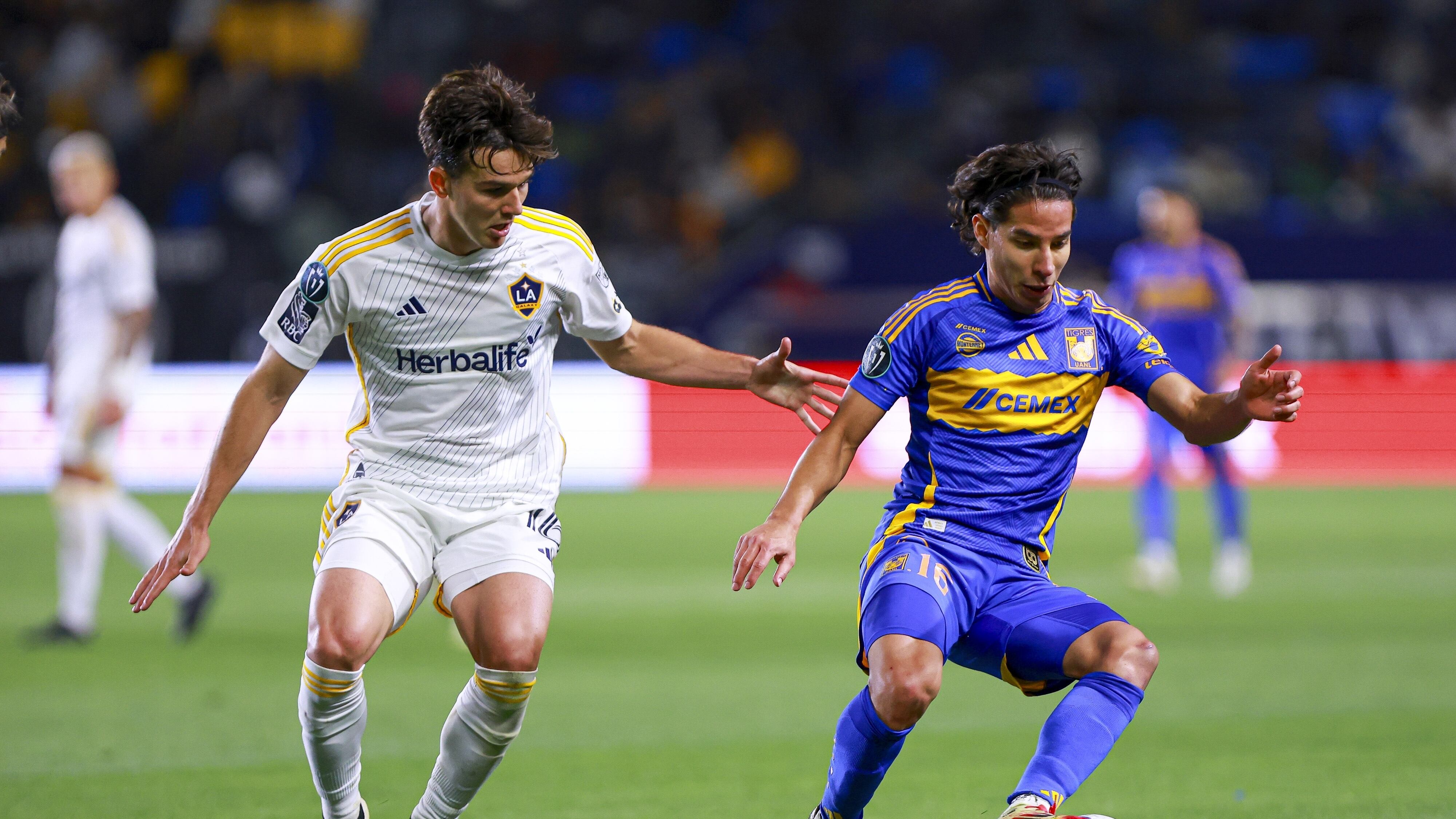 Tigres y LA Galaxy igualaron en el duelo de ida.