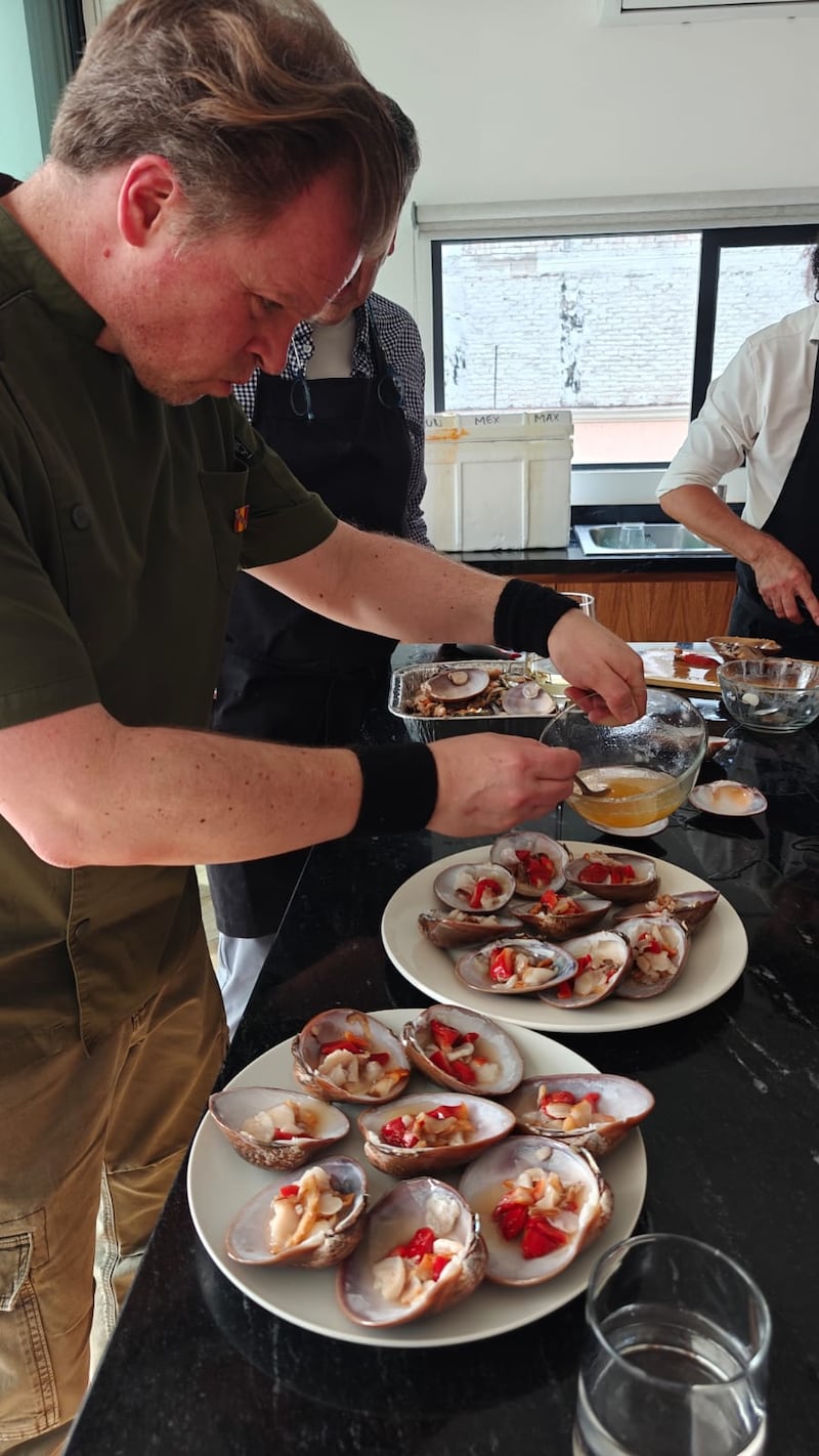 Con una curaduría gastronómica de Arturo López Gavito, CVNE propone una experiencia sensorial con etiquetas españolas para convertir el 10 de mayo en una celebración inolvidable