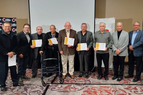 Cuidaron seguridad e integridad de regios; reconocen a rescatistas leyenda de la Cruz Verde de Monterrey