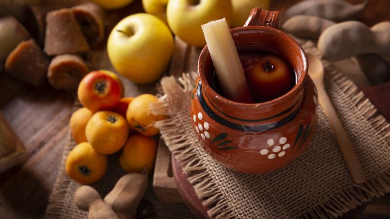 Tres deliciosas maneras de preparar un ponche de frutas