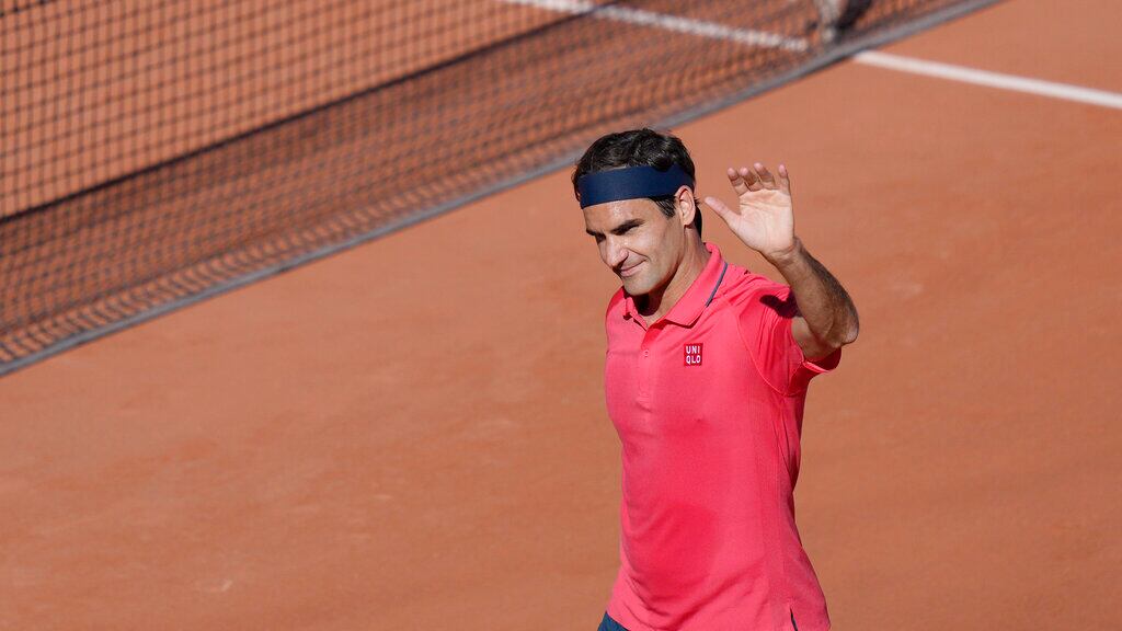 Roger Federer tiene retorno triunfal en Roland Garros