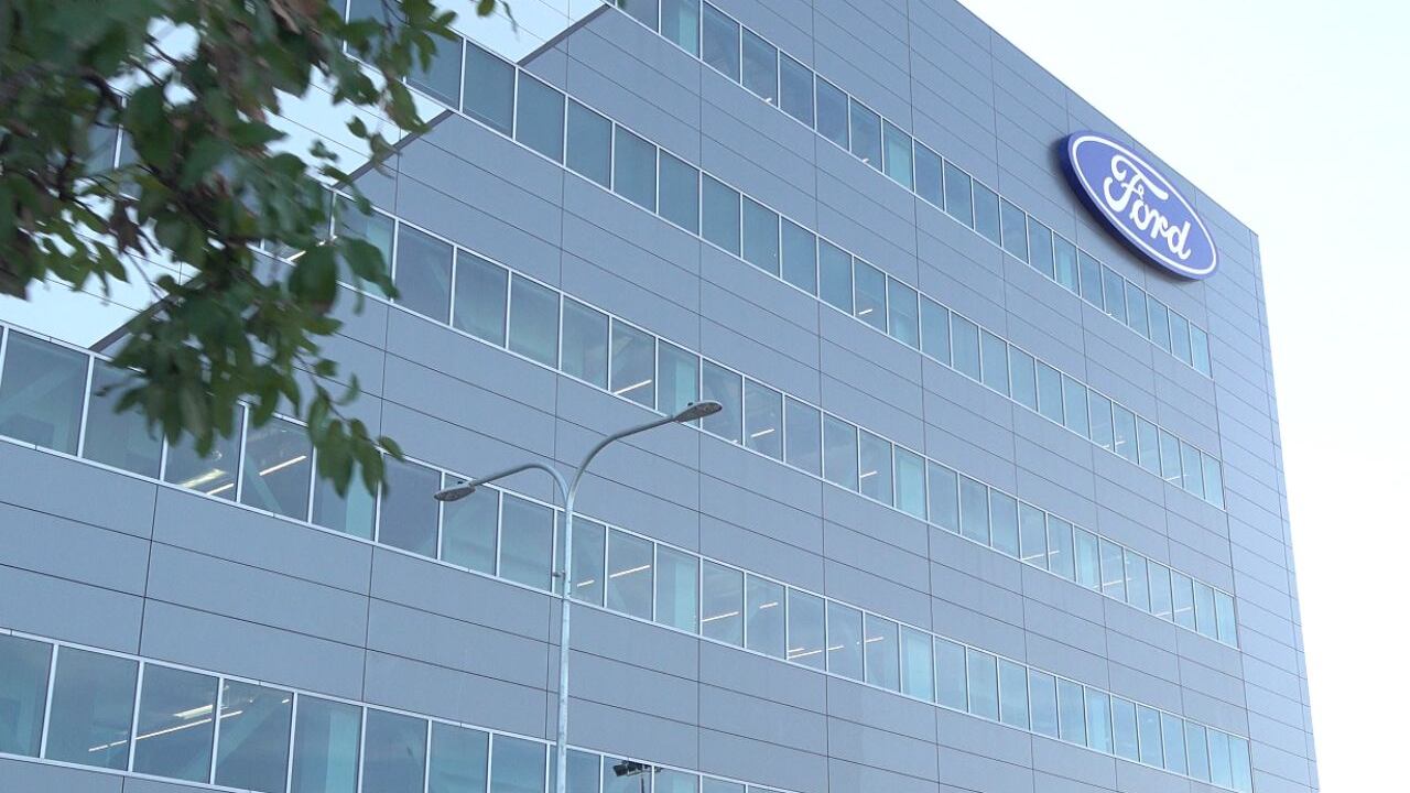 Ford inaugura Centro Global de Tecnología y Negocios