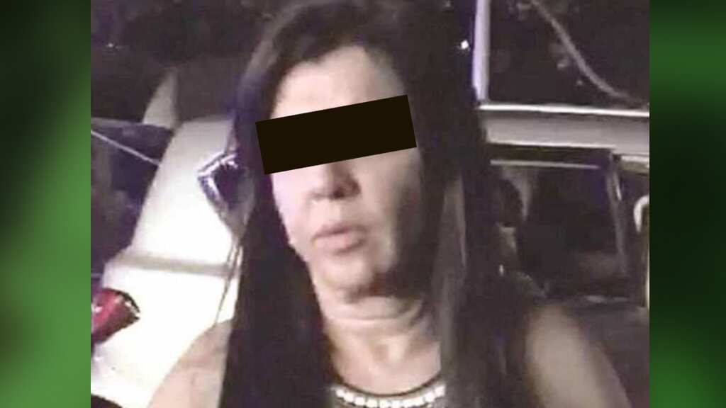 Rosalinda González Valencia tras su detención en 2018 en la zona de Plaza Andares, una de las áreas de mayor plusvalía en la Zona Metropolitana de Guadalajara.