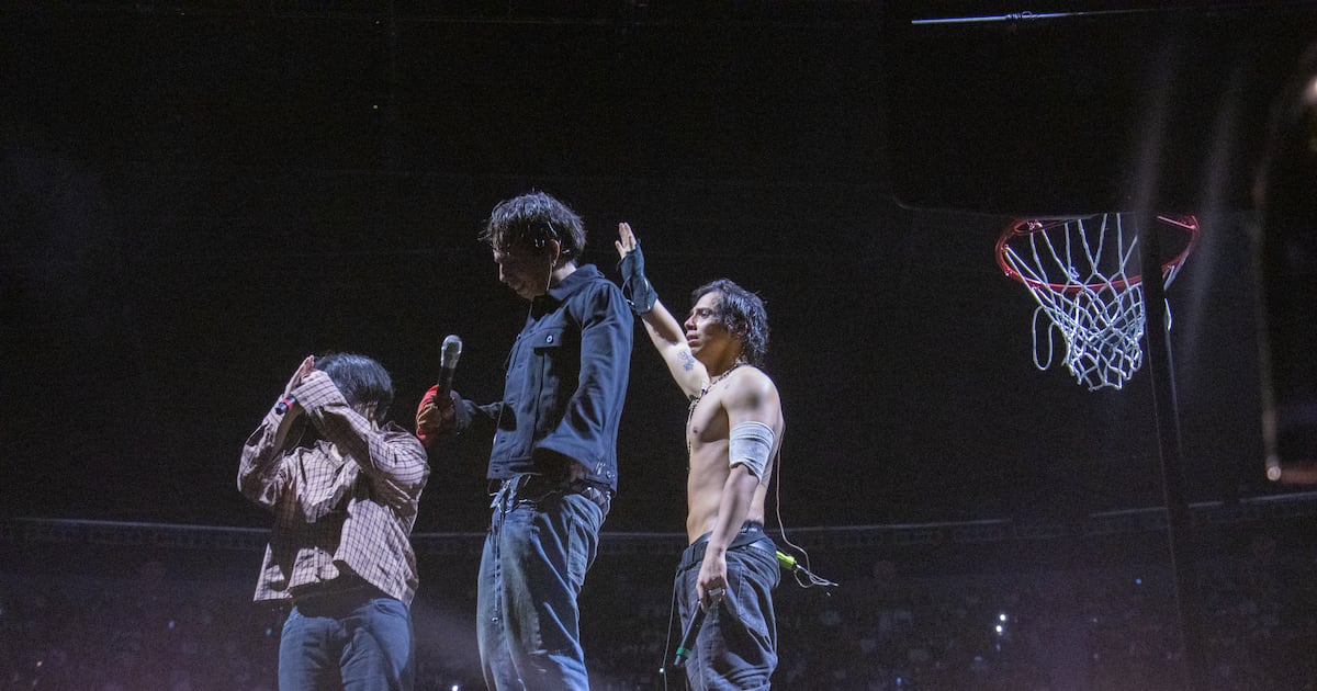 ¡Latin Mafia Ciega al Palacio de los Deportes! Detalles del Concierto que No Te Puedes Perder