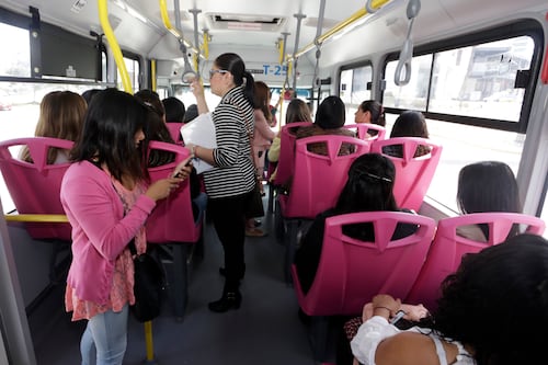 Un viaje sin acoso ni miedo: conoce el Transporte Violeta, será solo para mujeres