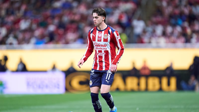 “Que juegue en selección no significa que sea titular aquí”: Milito sobre Brian Gutiérrez