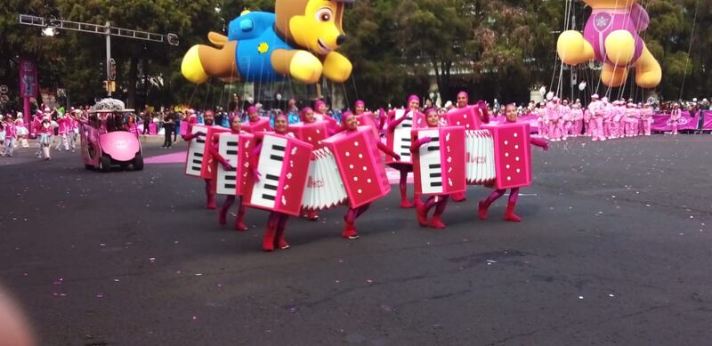 Desfile Bolo Fest 2023.