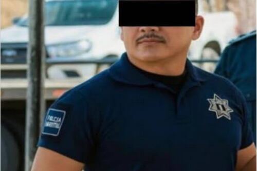 Cae director de Policía de Cintalapa con 58 agentes; decomisan vehículos y un jaguar