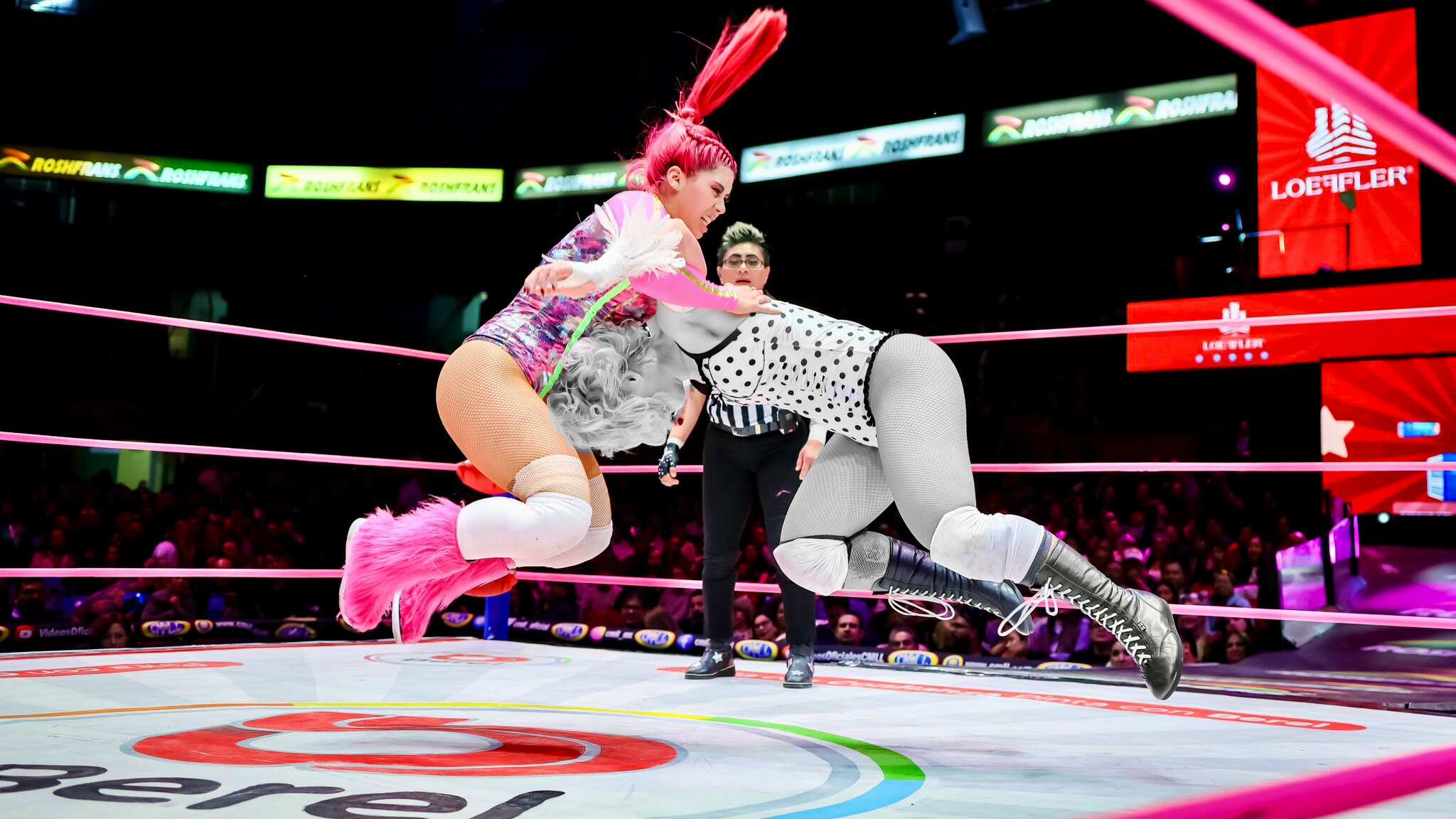 La Catalina vence a Toni Storm en la Arena México