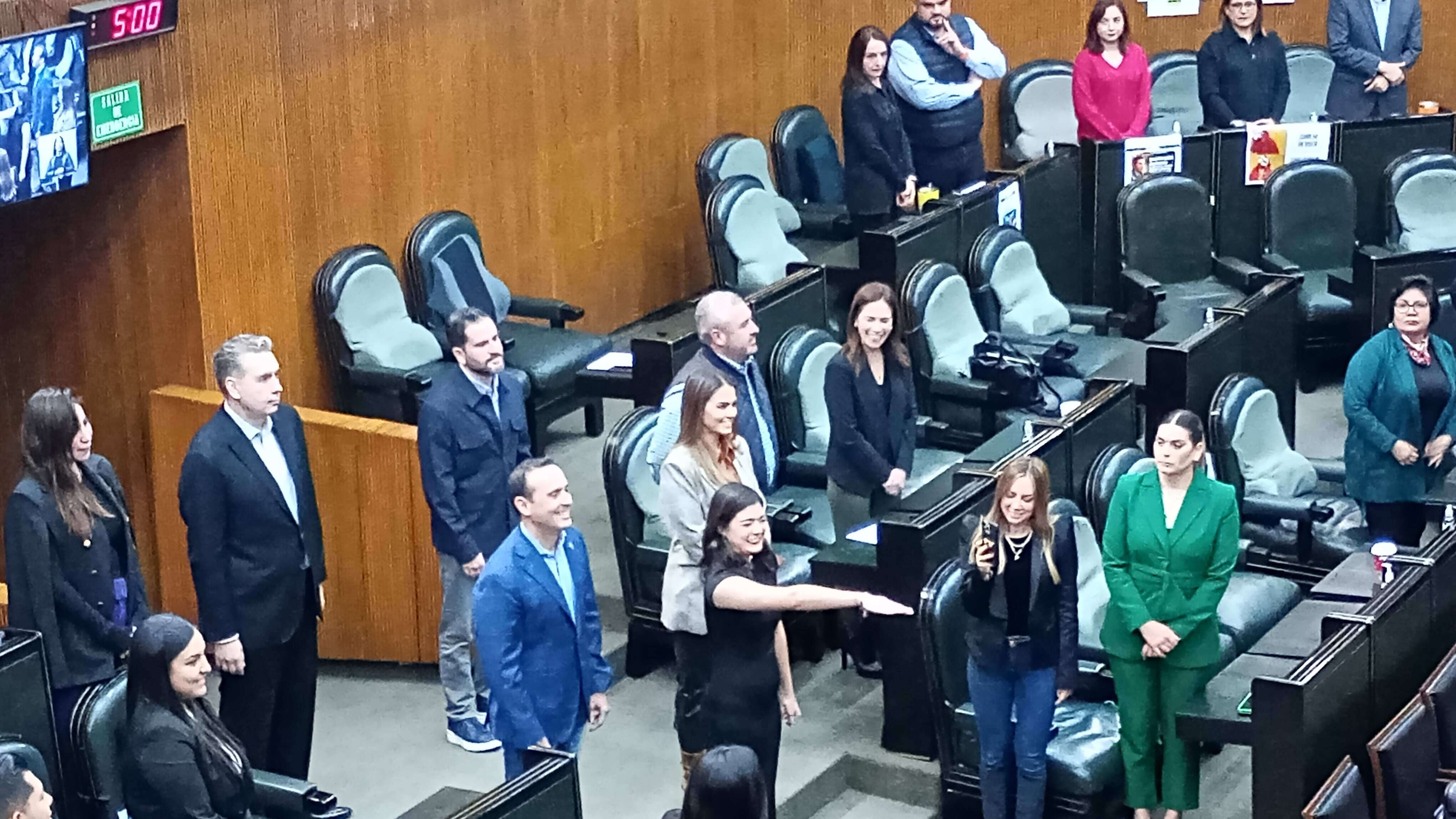 Robledo tomó protesta por primera vez en 2021, después el 10 de agosto de 2023 y este miércoles.