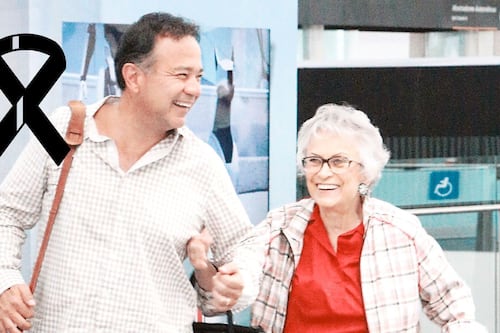 Televisa reporta muerte de la madre del productor Nicandro Díaz; él falleció en 2024 y la había heredado