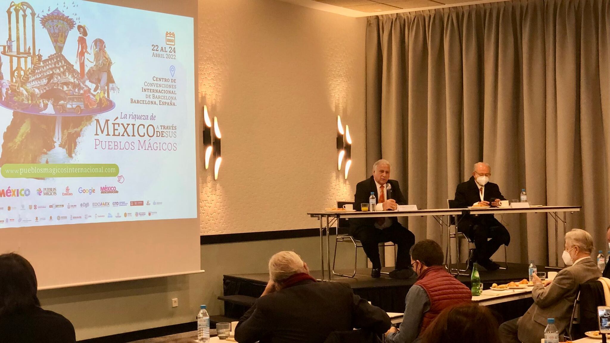 Miguel Torruco en la Feria Internacional de Turismo de Madrid (Fitur 2022). Foto: Twitter @TorrucoTurismo