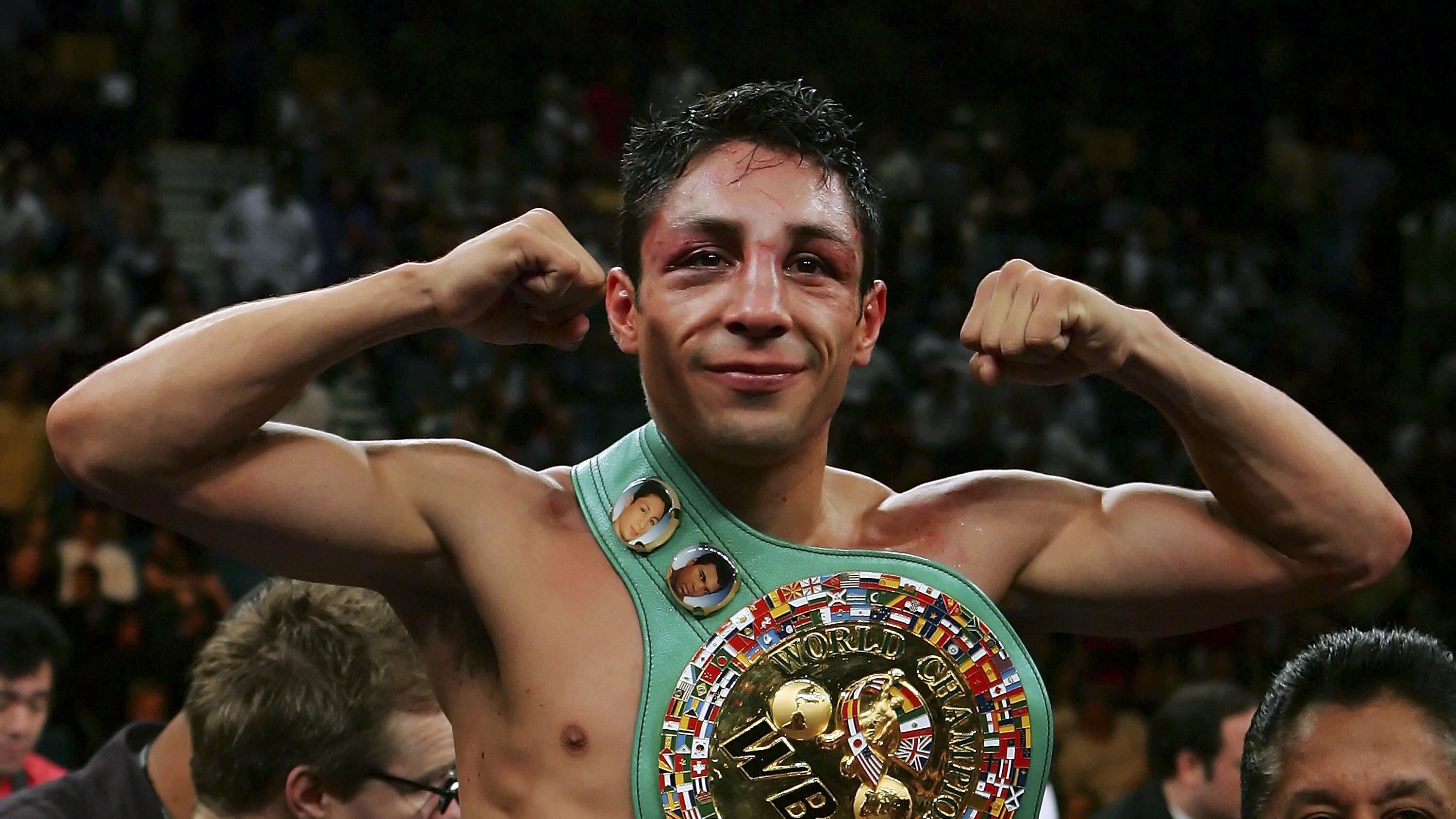 Israel Magnífico Vázquez fue campeón mundial en peso gallo.