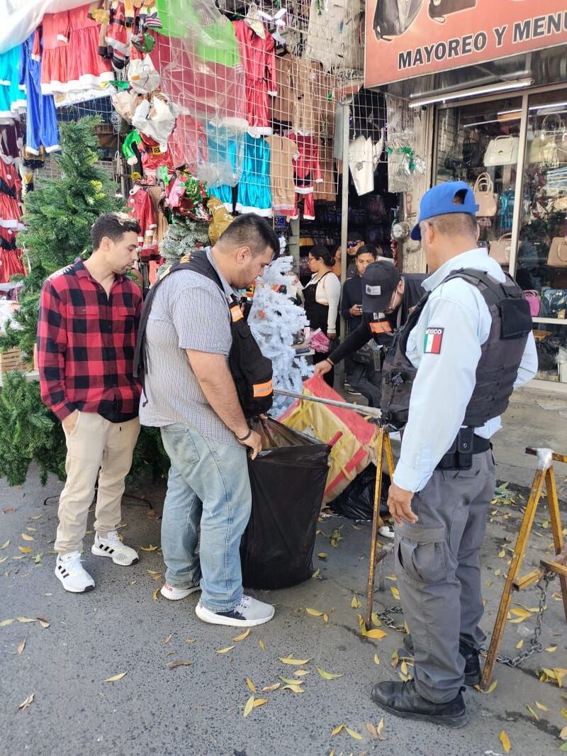 Tres comercios vendían pirotecnia de forma ilegal.