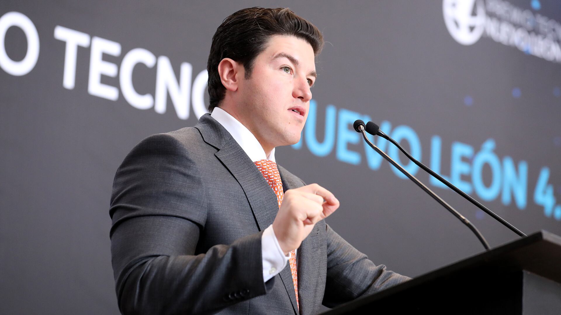 García encabezó la ceremonia de Premios Tecnos 4.0.