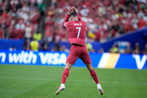Portugal se reivindica y golea de la mano de un Cristiano que inmortalizó su nombre en Copas del Mundo