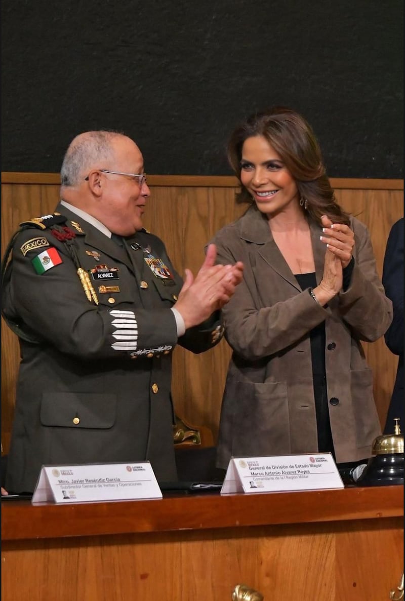 Lotenal Sorteo Día de la Bandera