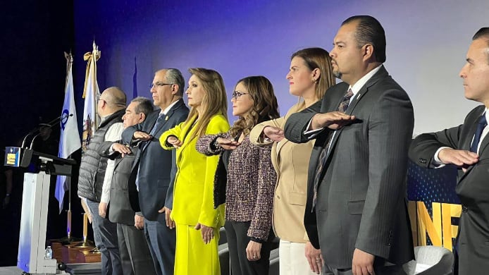 Su Aula Virtual, con 14 cursos especializados, otorgó 11 mil 670 constancias.