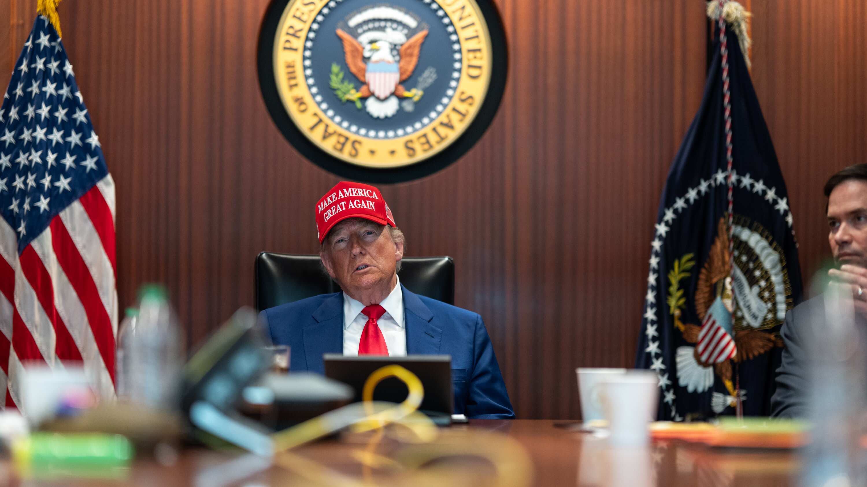 El presidente Donald J. Trump en la Sala de Situaciones, 21 de junio de 2025