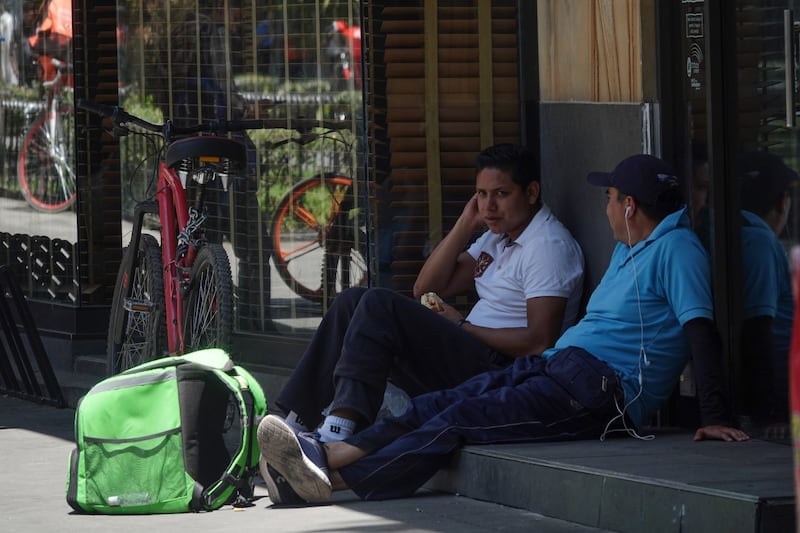 Uber, Rappi, Cabify y DiDi están dispuestos a dar seguridad social a repartidores