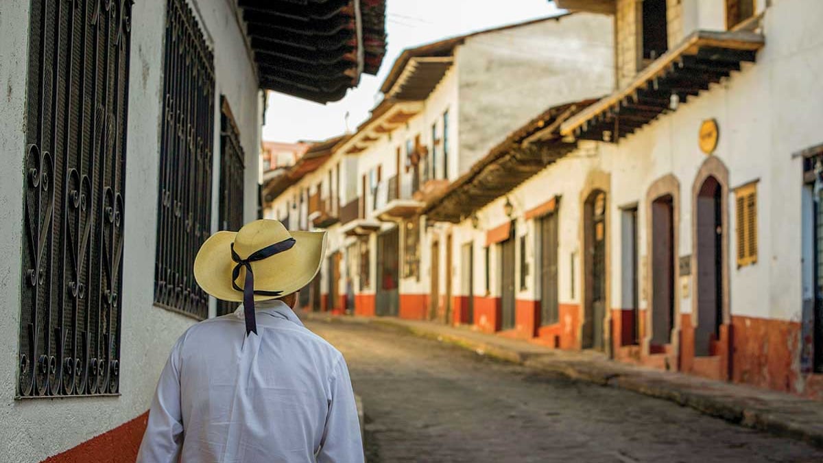 A solo tres horas de CDMX, Valle de Bravo ofrece aventuras en lago y montaña, buena gastronomía, pero sobre todo, experiencias naturales inolvidables