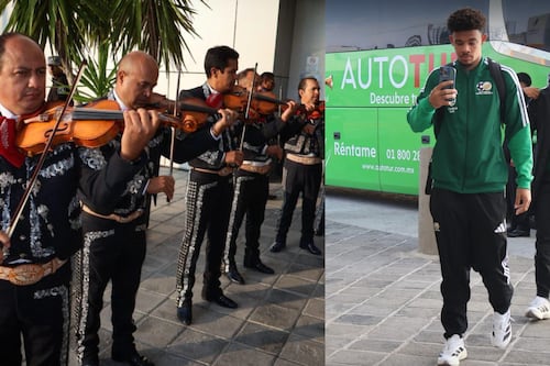 ¡Los recibieron como campeones! Sudáfrica llega a México entre mariachis y un brutal dispositivo de seguridad