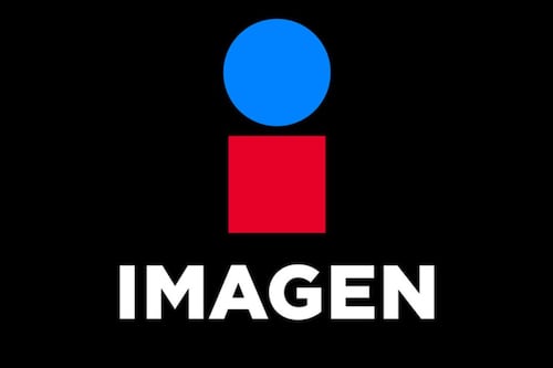 Famosa conductora de programa de televisión sufre robo dentro de la televisora y lo denuncia al aire