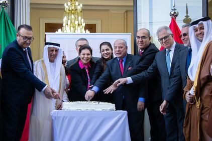 Emiratos Árabes Unidos celebran 53 años de su fundación con una recepción en su embajada de México.