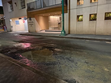 Enormes baches convierten calles de Polanco en una 'zona de guerra'