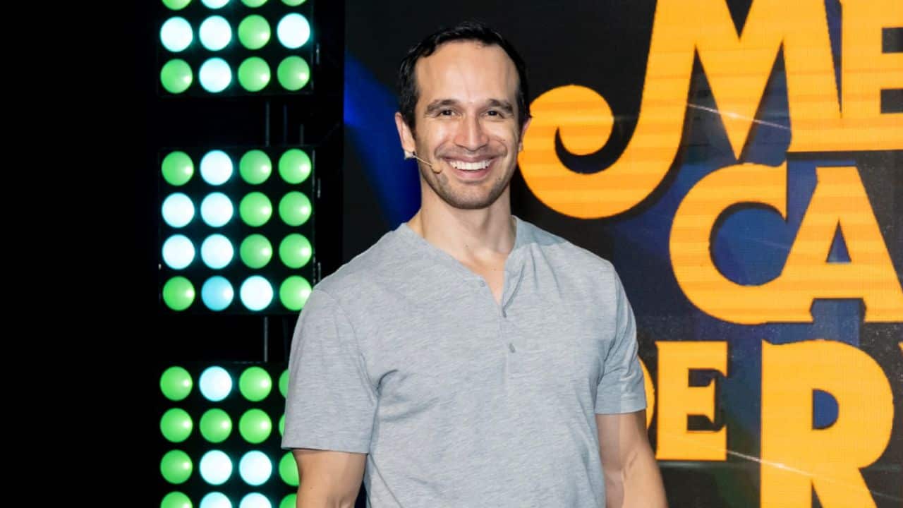 Actor de Me Caigo de Risa sufre accidente que lo deja en silla de ruedas