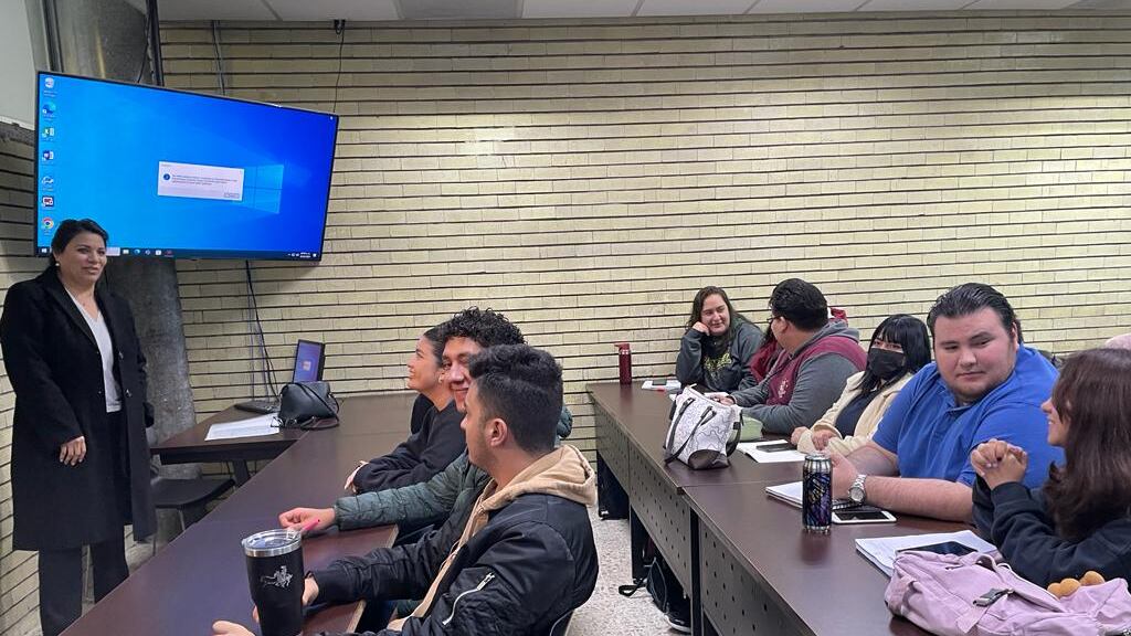 Quizá por tratarse del primer día algunas aulas no estuvieron llenas.