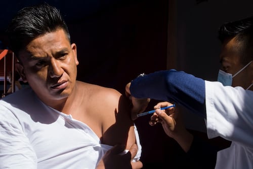 Gobierno de la CDMX llama a vacunarse contra el sarampión ante brote en el norte del país