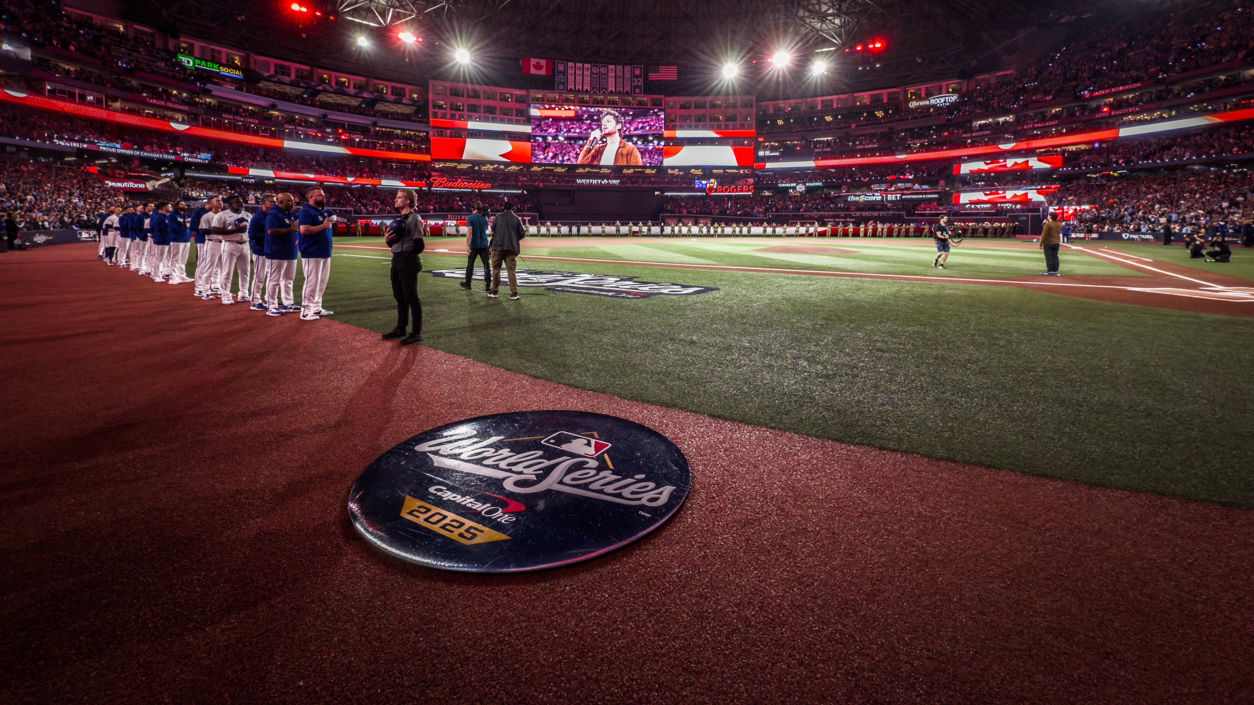 Séptimo juego de la Serie Mundial entre los Blue Jays y Dodgers.