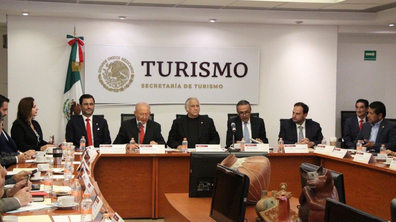 Con trabajo interinstitucional se fortalece el desarrollo de las plazas turísticas y la atención al turismo carretero
