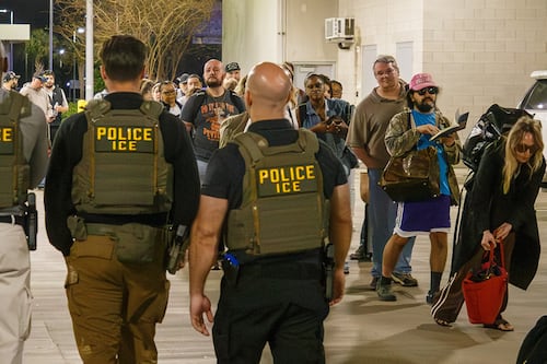 SRE exige investigar centro de detención en Adelanto tras muerte de mexicano bajo custodia del ICE