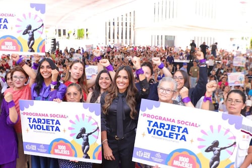 Apoyo para mujeres cuidadoras: ¿Cómo acceder a los 15 mil pesos de la Tarjeta Violeta?