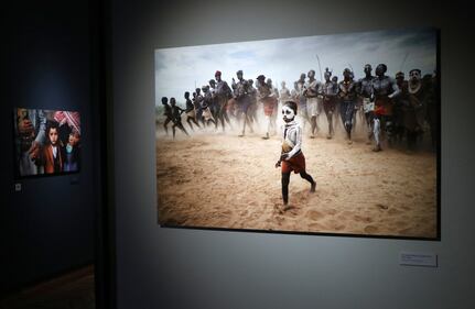 Steve McCurry llega a la CDMX para exponer sus fotografías más icónicas.