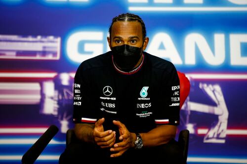 Lewis Hamilton destaca el nivel de Red Bull y de sus pilotos