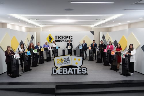 Solo 12 candidatos a diputaciones locales participan en debate del Ieepcnl